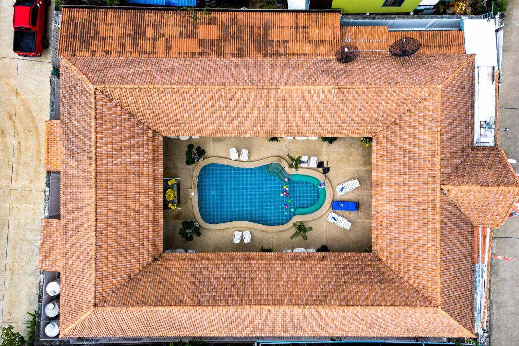 Bazén v ubytování Siam Court Hotel and Resort nebo v jeho okolí