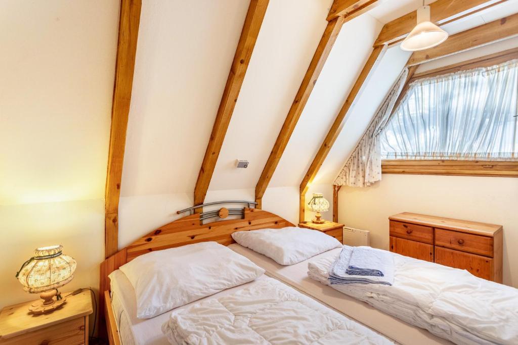 Postel nebo postele na pokoji v ubytování Ferienhaus Moritz