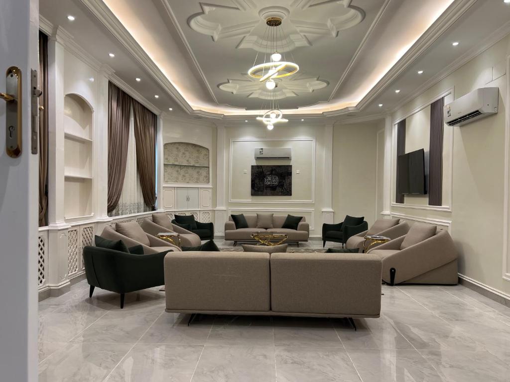 EQAMH VIP