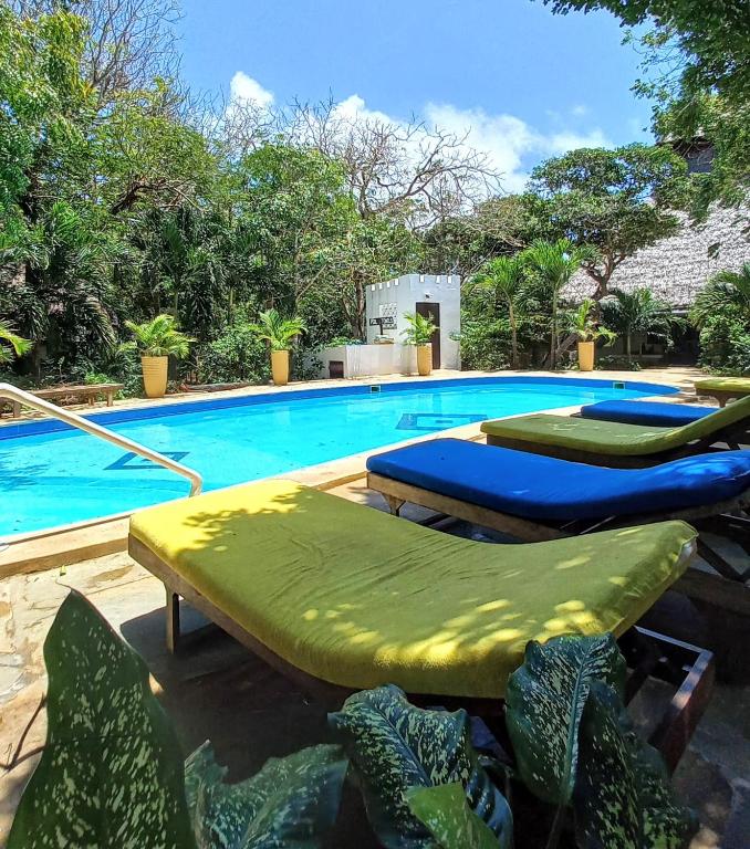 Piscina di Watamu Beach Cottages o nelle vicinanze
