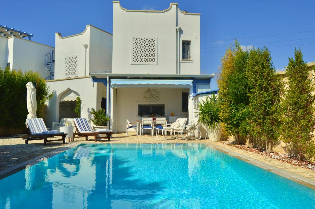 Bazén v ubytování L' Alba del Salento nebo v jeho okolí