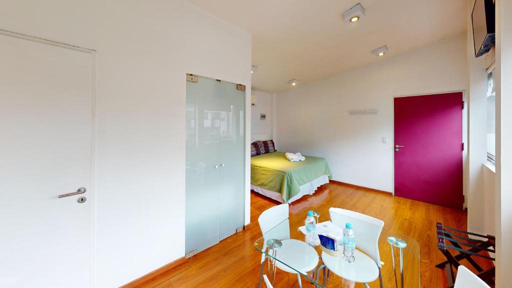 BENS Downtown Apartments - Superior Studio