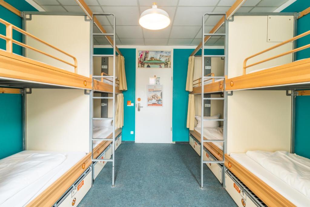 St Christopher's Inn Berlin - Alexanderplatz - Bed In 12-Bed Mixed Dormitory Room