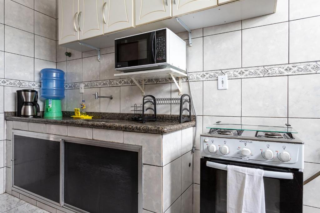 A cozinha ou cozinha compacta de Prainha