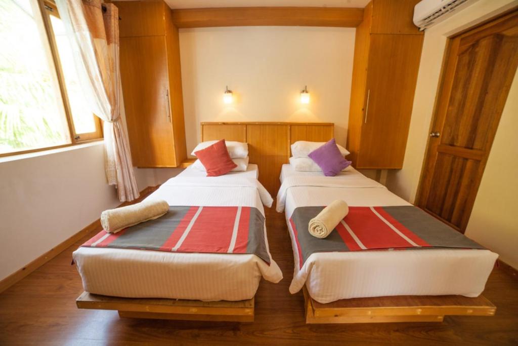 Island Pavilion - Deluxe Double Or Twin Room With Sea View