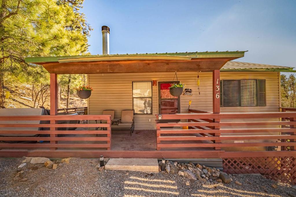 Το κτήριο όπου στεγάζεται  η παραθεριστική κατοικία