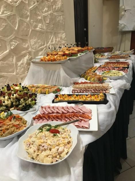 Jedzenie w hotelu lub w pobliżu
