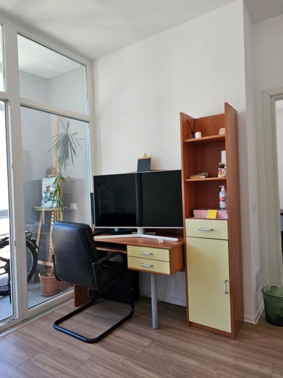 Danisa's Apartment - Image 5