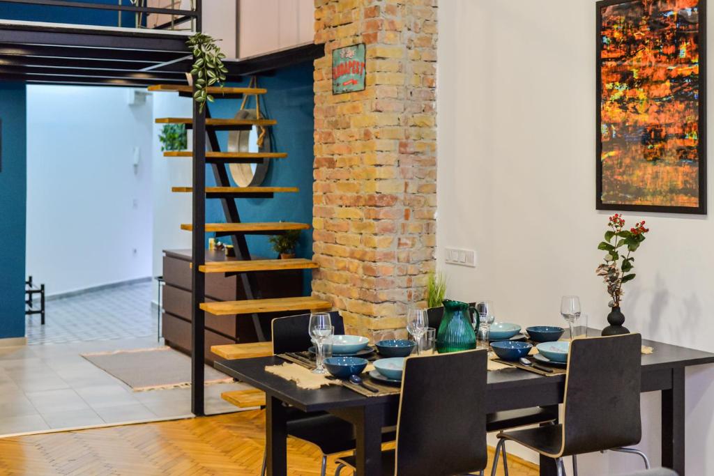 Global Living - Dazzling Dob Dwelling - One-Bedroom Apartment