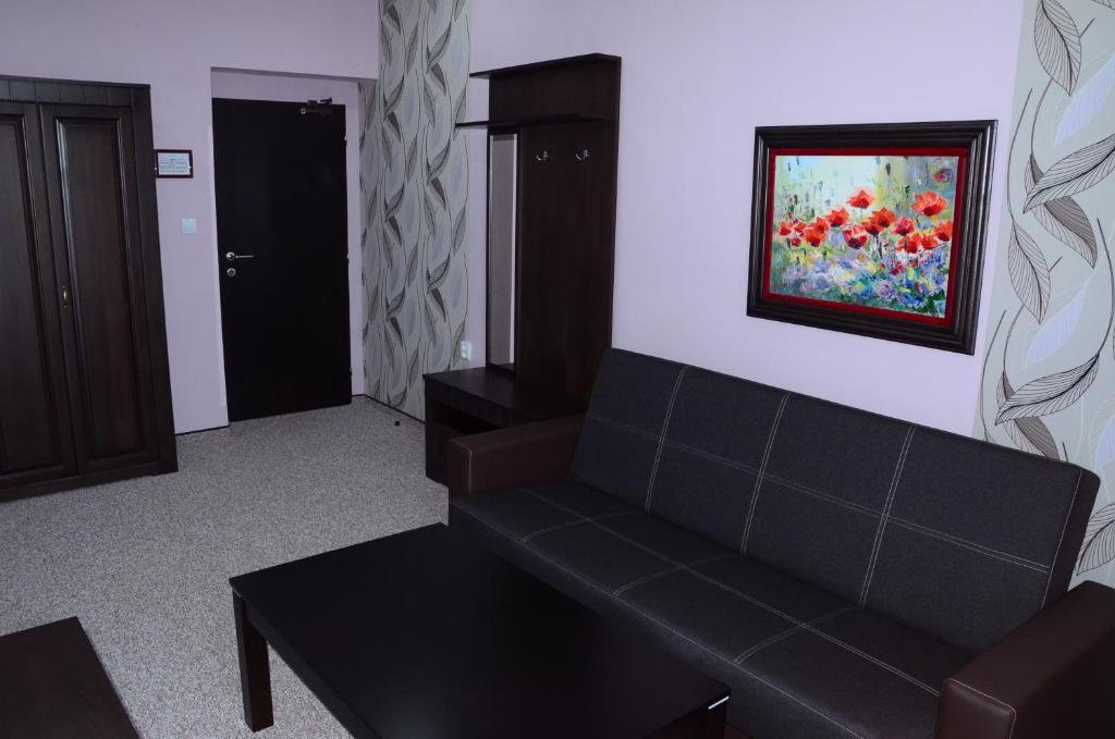 Hotel David with Free Parking - Suite