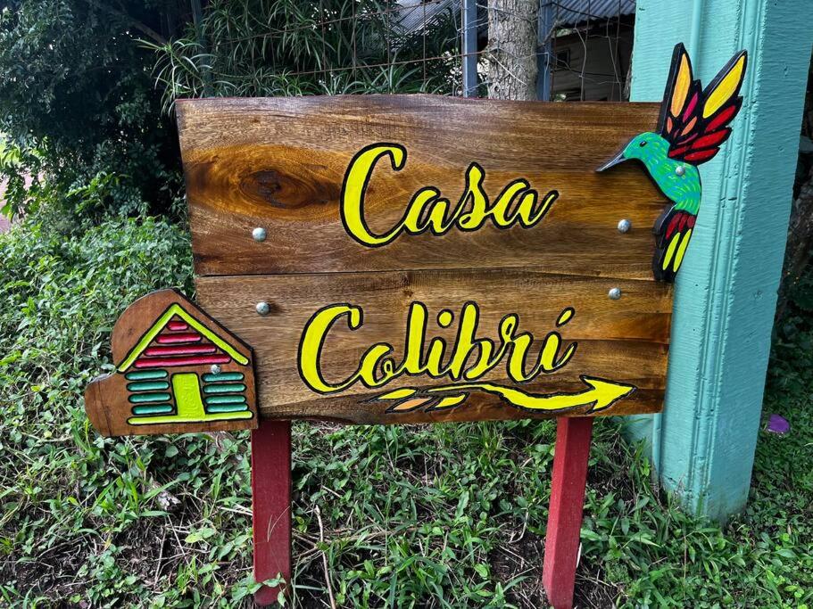 Certifikát, hodnocení, plakát nebo jiný dokument vystavený v ubytování Casa Colibrí