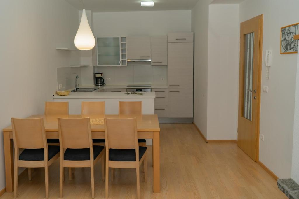 Apartmajska hiša Breza - 一居室公寓