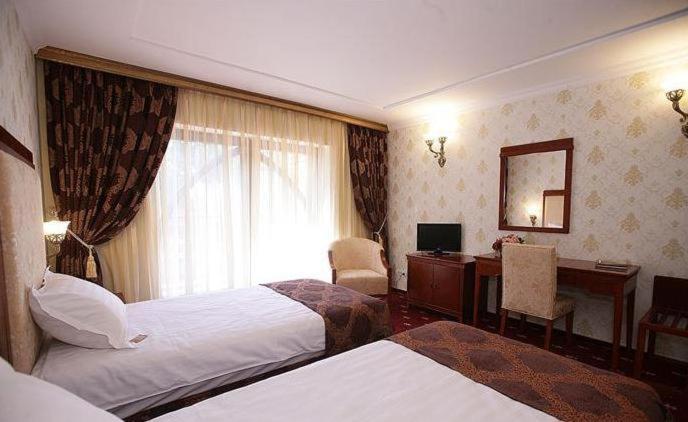 Hotel La Castel Iasi - Resim 15