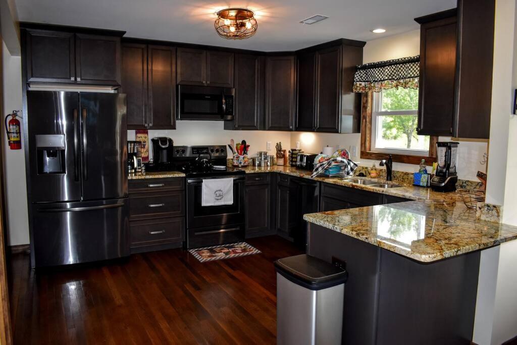 Holly Tree Retreat Located In Beautiful Luray, VA. photo