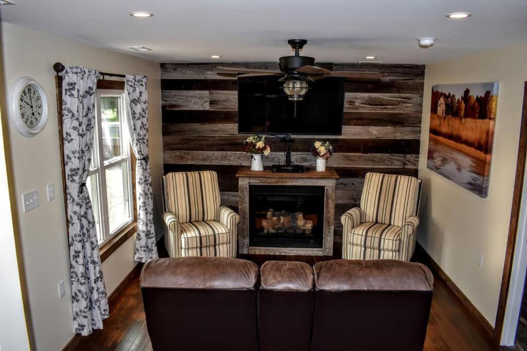 Holly Tree Retreat Located In Beautiful Luray, VA. photo