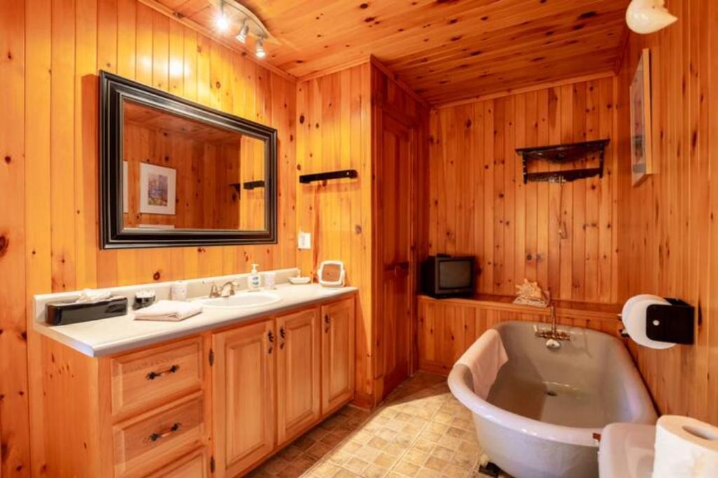 Koupelna v ubytování Les chalets labbé