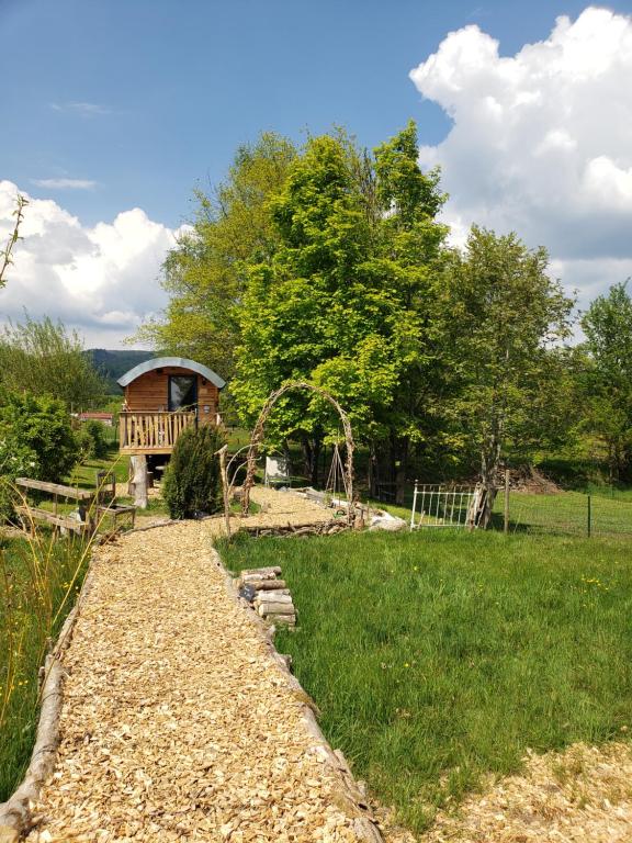 Zahrada ubytování La roulotte tiny house du Mond'idéal