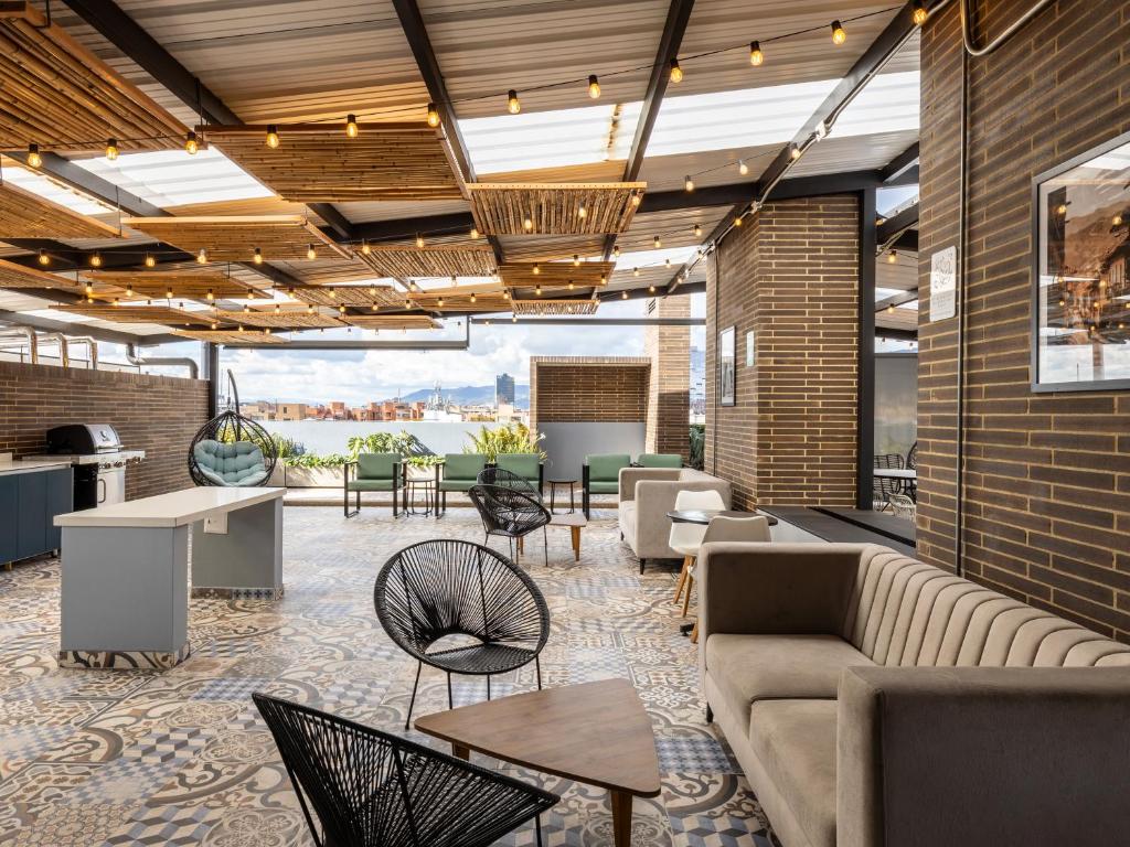 Life by Wynwood House, Bogotá (updated prices 2024)