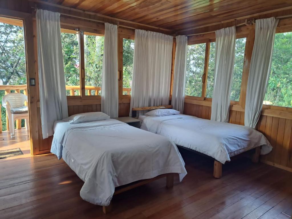 Refugio de Orquídeas - Quadruple Room With Garden View