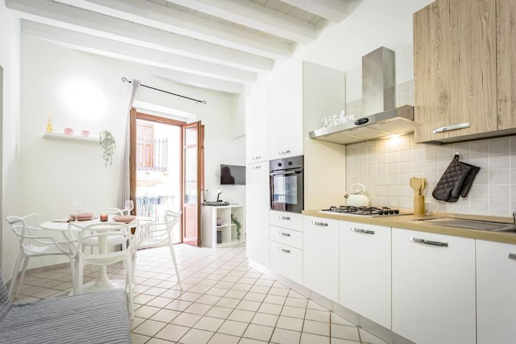SM Maison Marina a Cagliari - Elegante Appartamento Centro