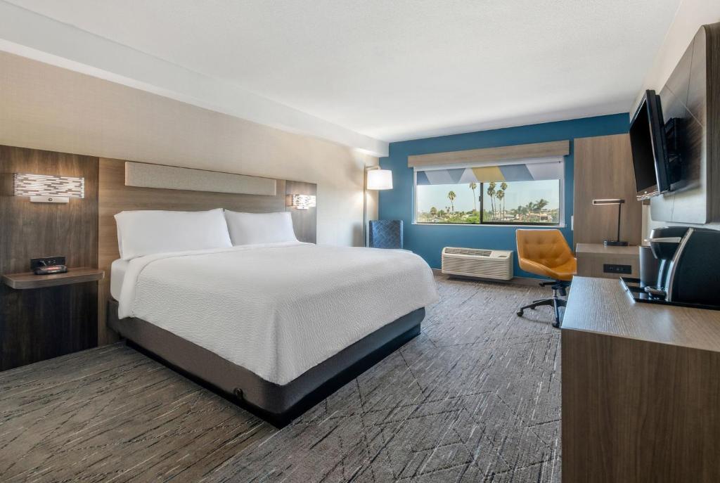 Holiday Inn Express San Diego South - National City by IHG - Habitación Estándar