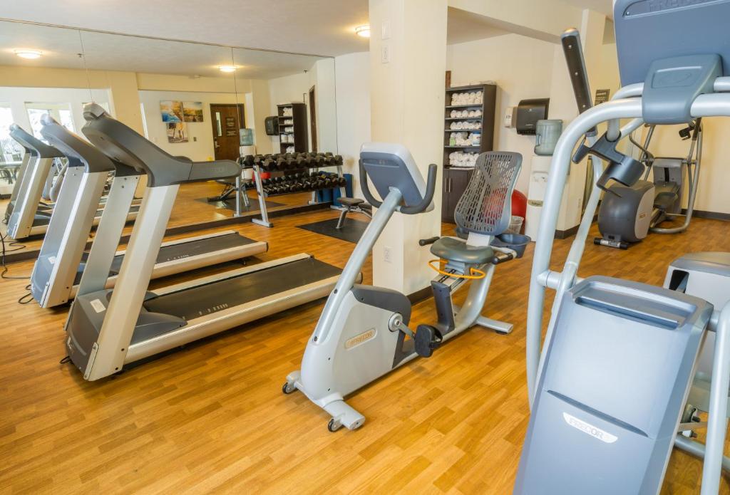 Fitness centrum a/nebo fitness zařízení v ubytování Comfort Inn & Suites