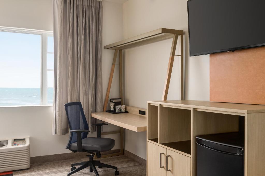 Lexington by Hotel RL Miami Beach - Oceanfront King Room