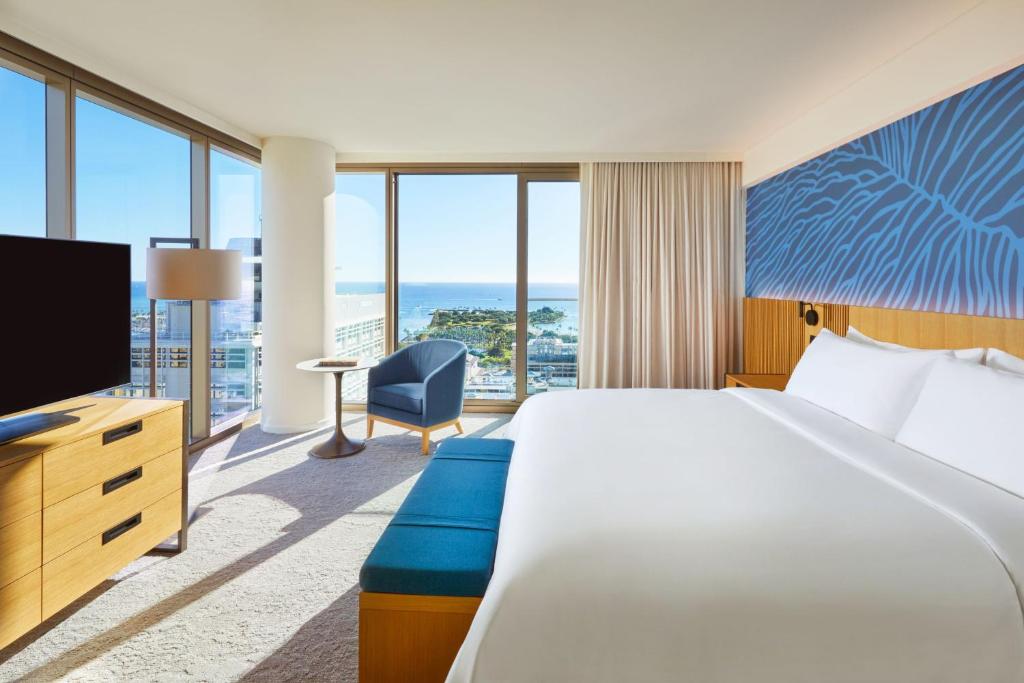 Renaissance Honolulu Hotel & Spa - Newly Opened 2024 - King Room With Ocean View