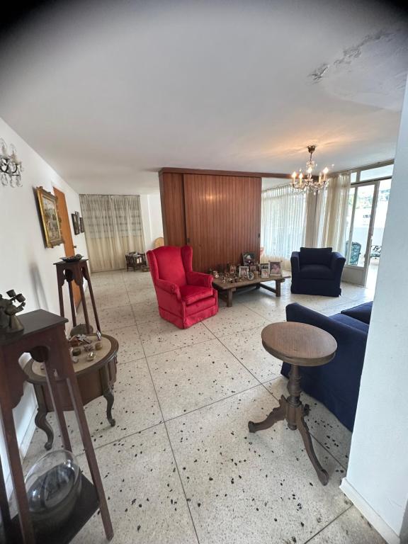 Amplio apartamento renovado con 3 habitaciones, 3 baños, terrazas, Smart TV y wifi incluidos - Appartement De Luxe