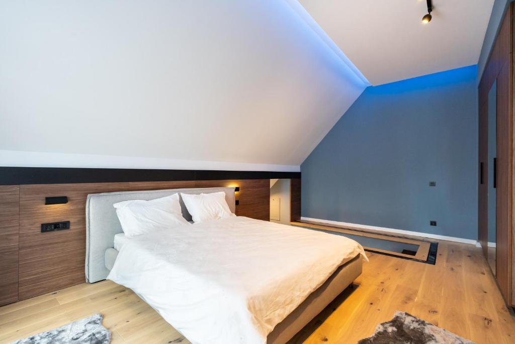Sunflower I Tineretului - One-Bedroom Apartment