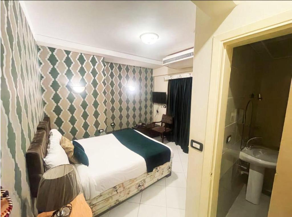 Golden Sun Hotel - Hurghada - 11