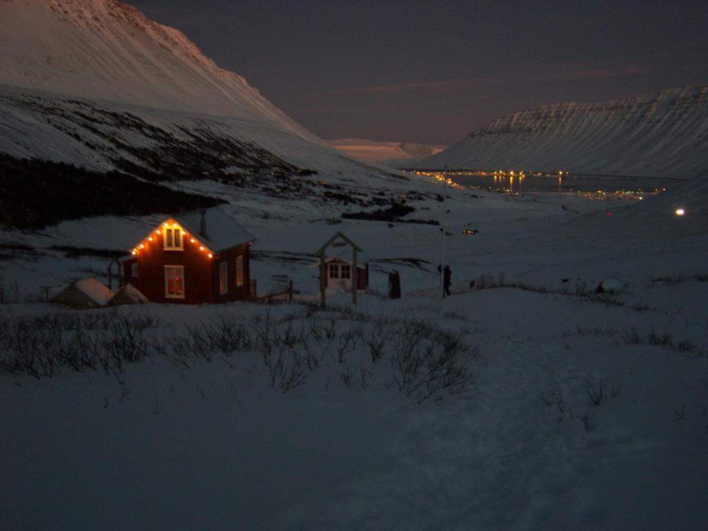 Fotografie z fotogalerie ubytování Valhöll Skátaskáli v destinaci Ísafjörður