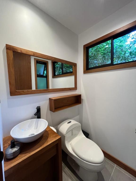 Koupelna v ubytování Hotel Arenal Glamping