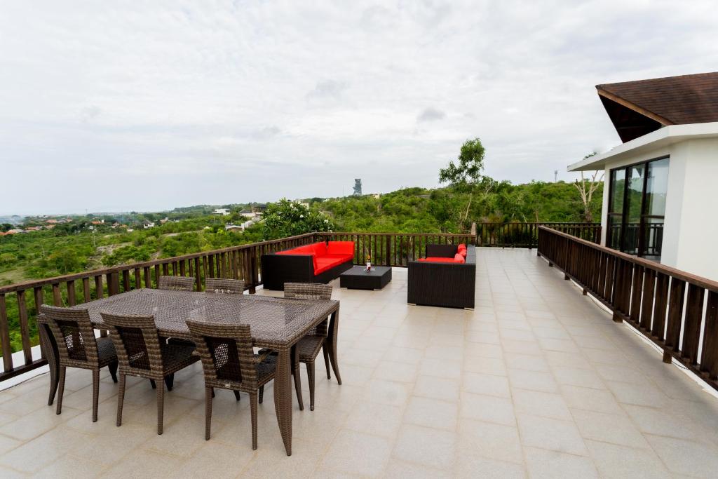 Balkón nebo terasa v ubytování Jimbaran Sea View Villa