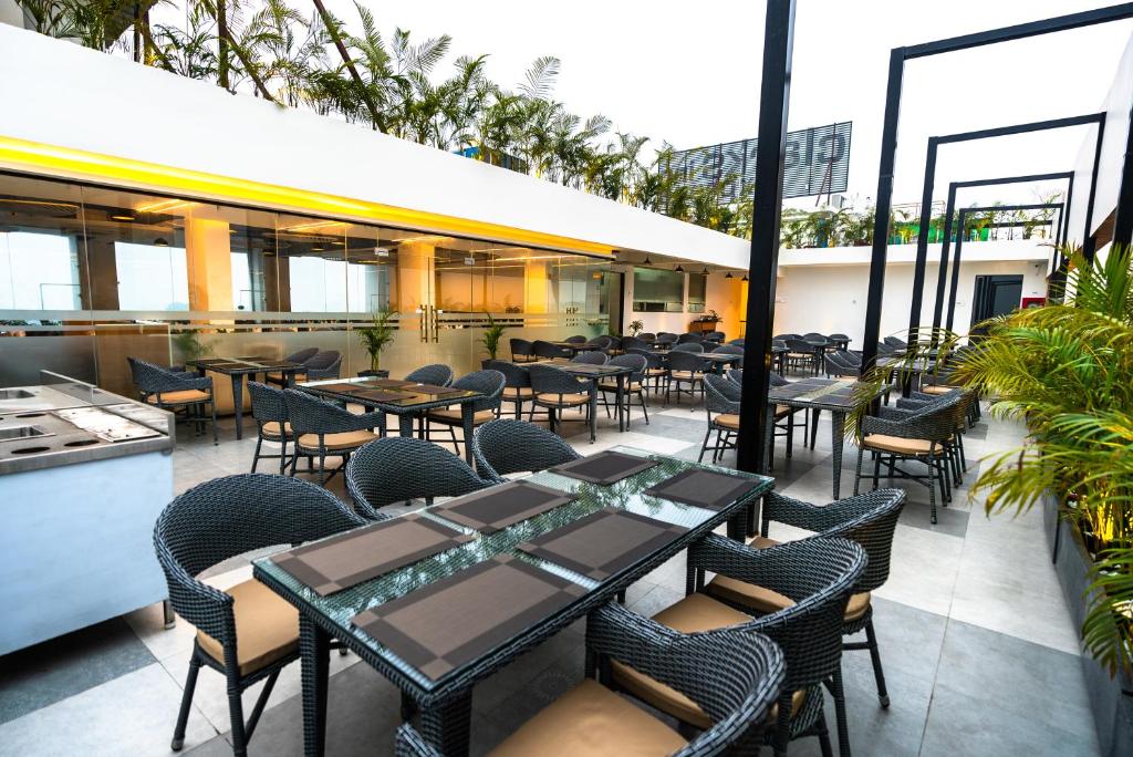 Restoran atau tempat lain untuk makan di Clarks inn Express Ayodhya