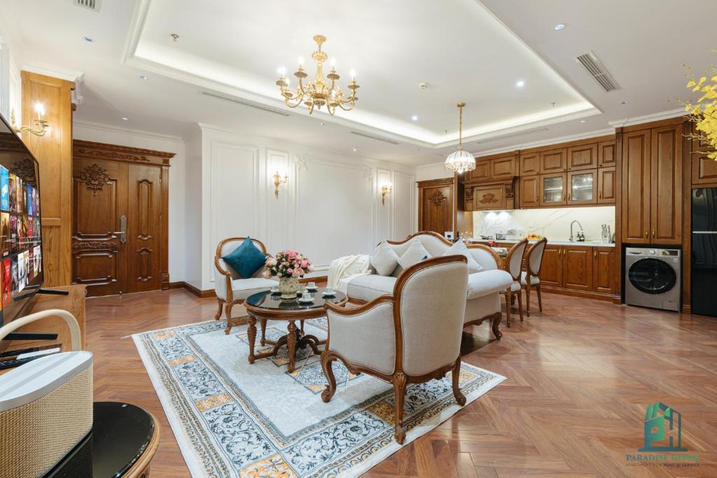 Kuchyň nebo kuchyňský kout v ubytování Luxe Paradise Suite Hotel Trich Sai