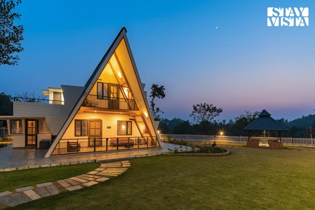 StayVista at Zen Cottage with Bathtub, Dehradun (updated prices 2024)