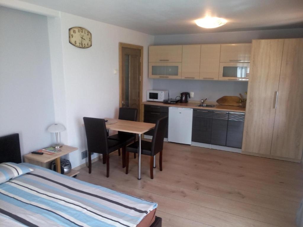 Guest House Podnieki - Double Room