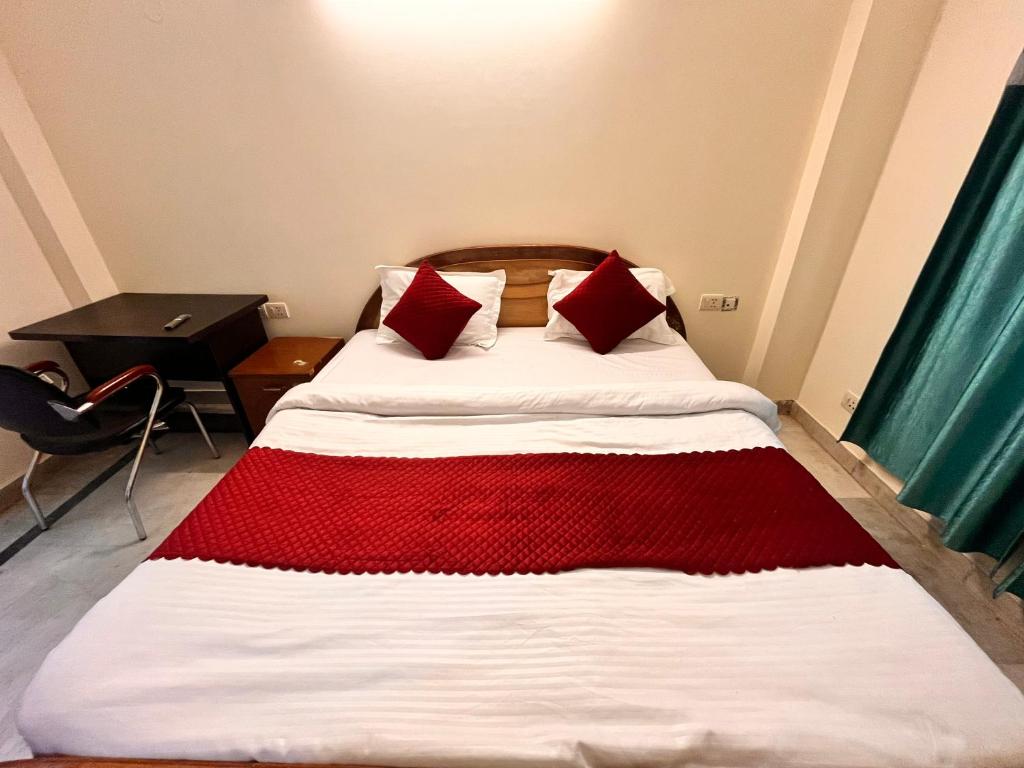 Postel nebo postele na pokoji v ubytování Hotel Sunshine