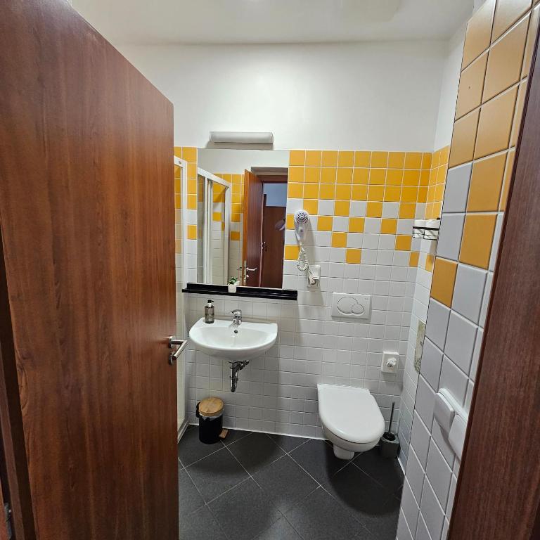 Penzion a Restaurace Simanda - 11