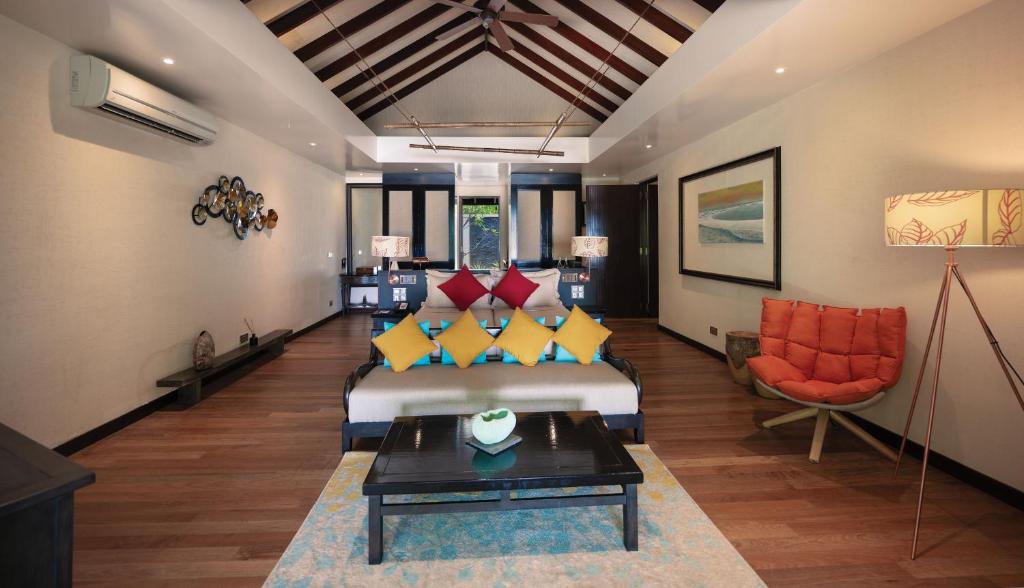 Atmosphere Kanifushi - Premium All Inclusive with Free Transfers - 11