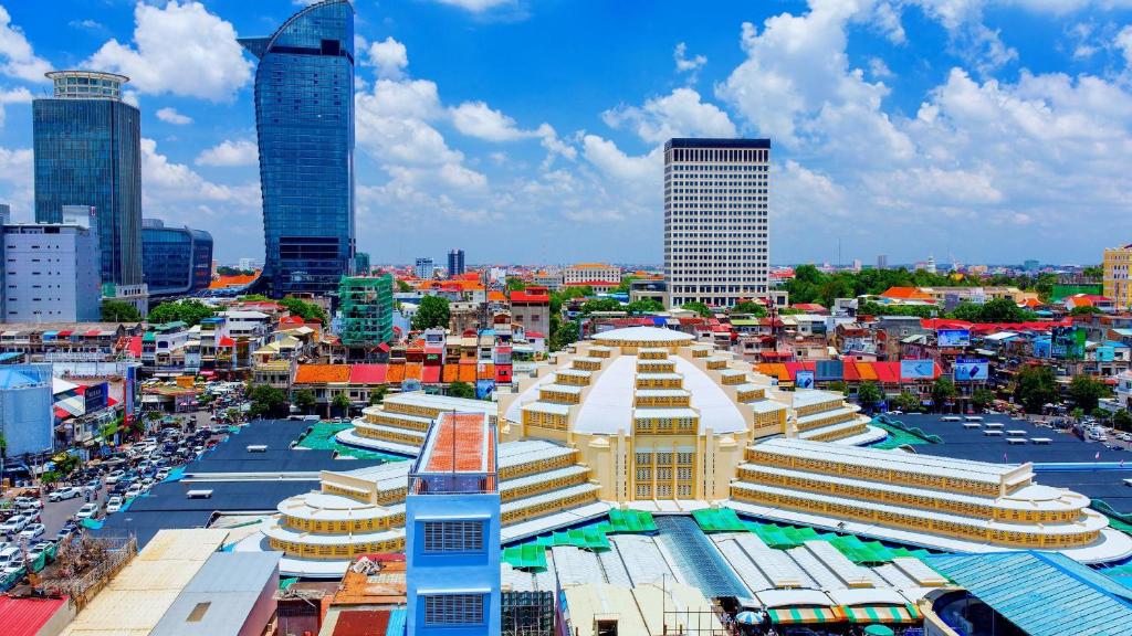 Nespecifikovaný výhled na destinaci Phnompenh nebo výhled na město při pohledu z hotelu