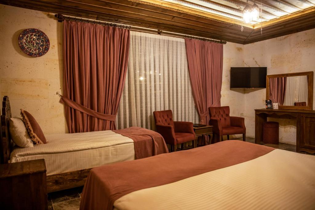 Garden Suites Hotel Cappadocia - Quarto Triplo Com Varanda Privada De Jardim