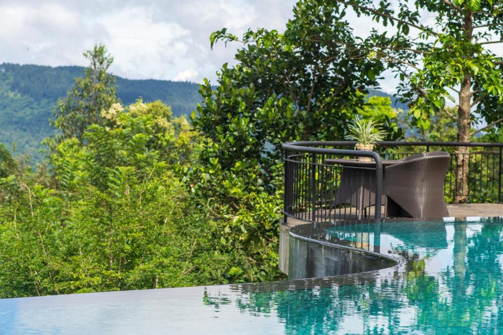 Bazén v ubytování Kandy Dendrobium House nebo v jeho okolí