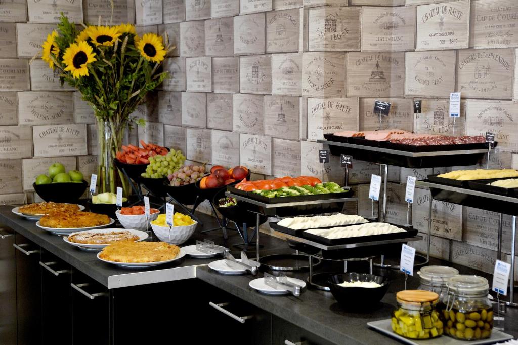 Athenaeum Grand Hotel - Resim 17