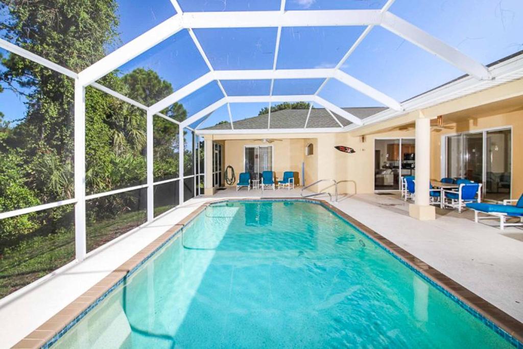 Πισίνα στο ή κοντά στο Villa Sandy Beach