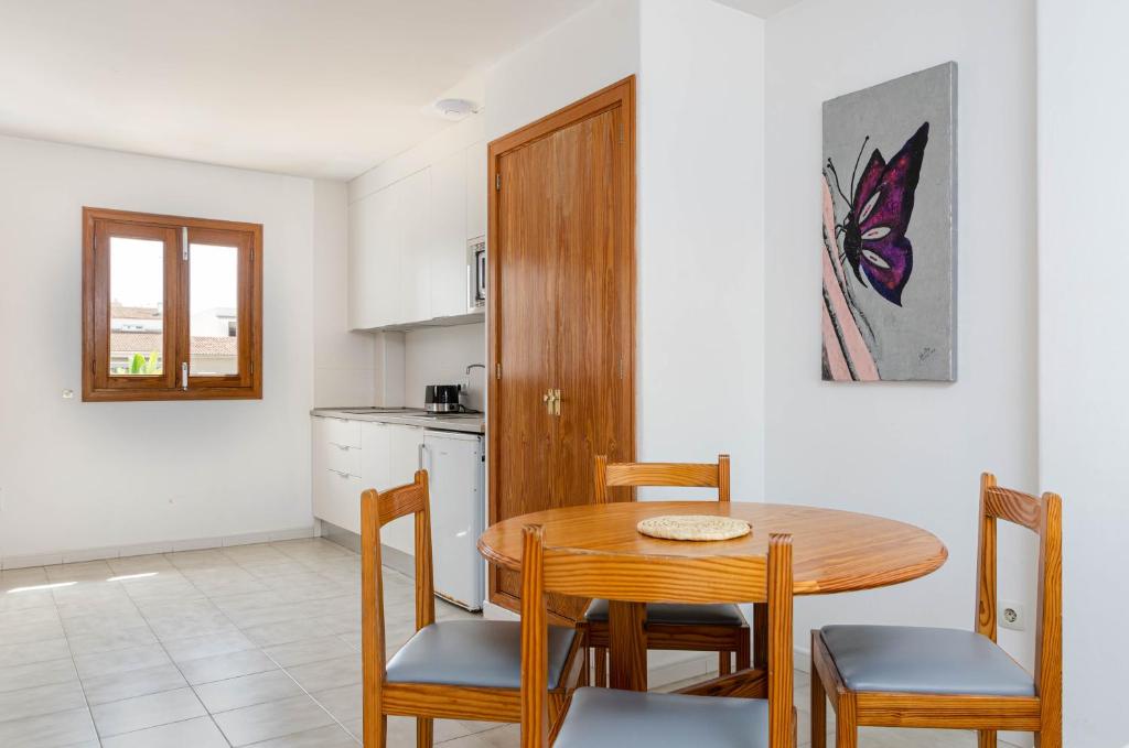 Kuchyň nebo kuchyňský kout v ubytování Mar Brava Apartments