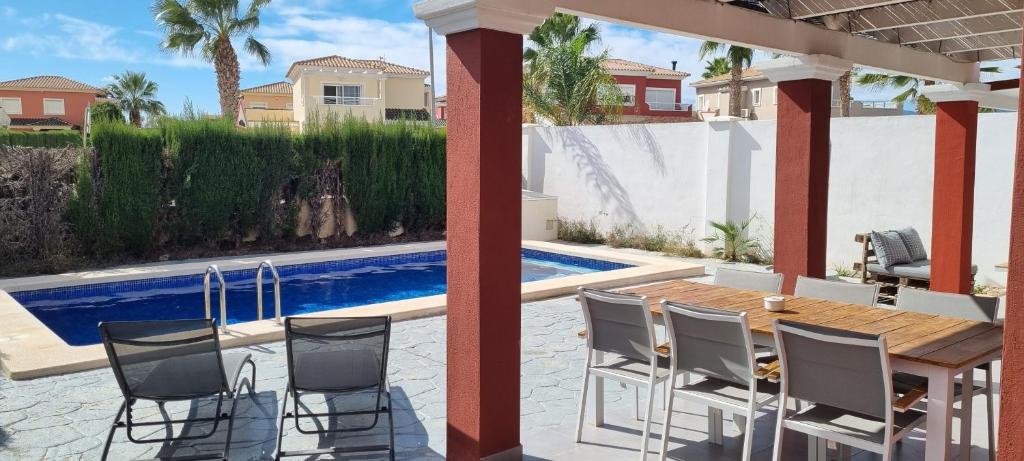 Villa Venna, with a private pool - Villa De Dos Dormitorios