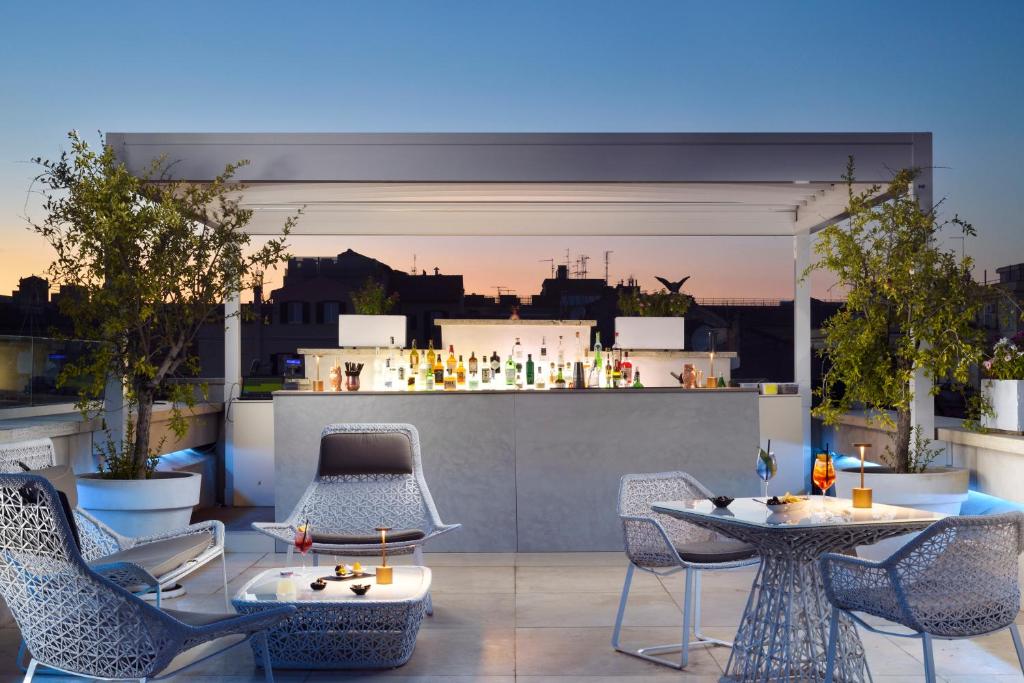 Palazzo Montemartini Rome, A Radisson Collection Hotel - Resim 19