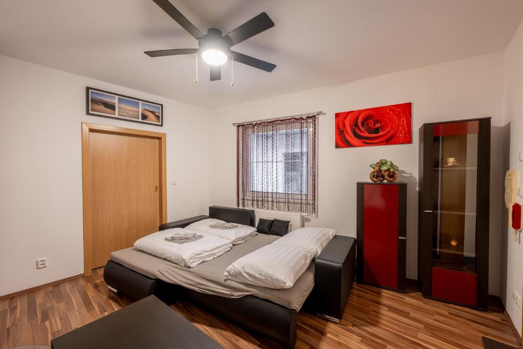 Postel nebo postele na pokoji v ubytování Apartmán Karin